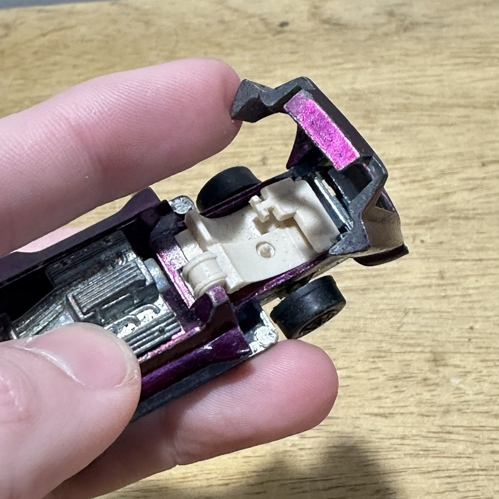 Hot Wheels 1969 Redline Hairy Hauler Magenta Purple Vintage - Picture 6 of 7